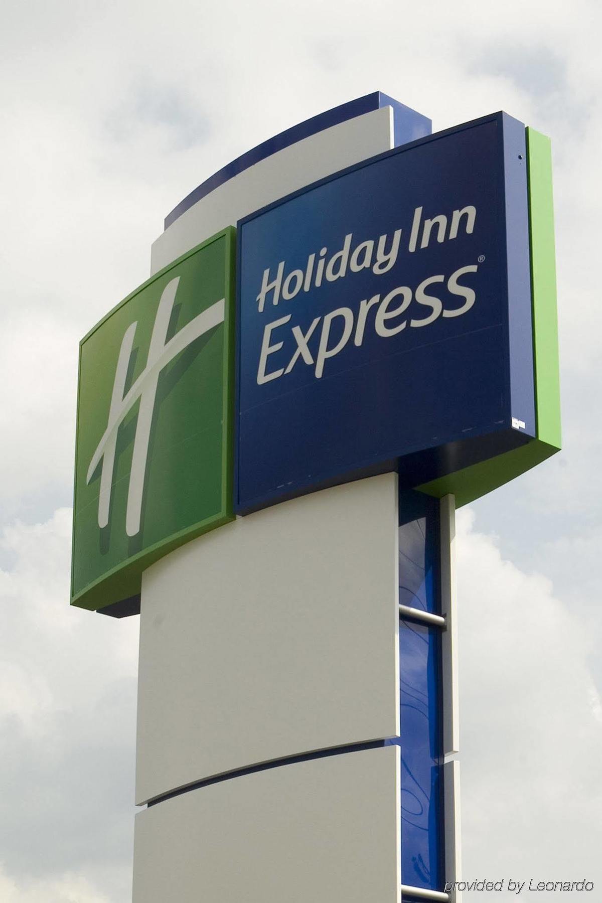Holiday Inn Express Henderson, An Ihg Hotel Exterior photo